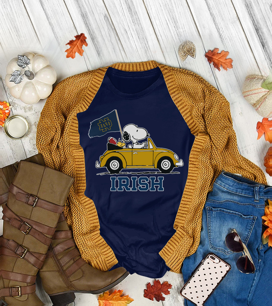 Notre Dame Fighting Irish Snoopy Driving Car with Flag T-Shirt
