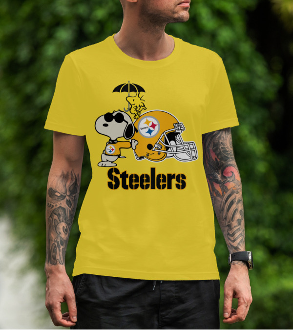 Pittsburgh Steelers Snoopy Woodstock Football Fan Gear T-Shirt