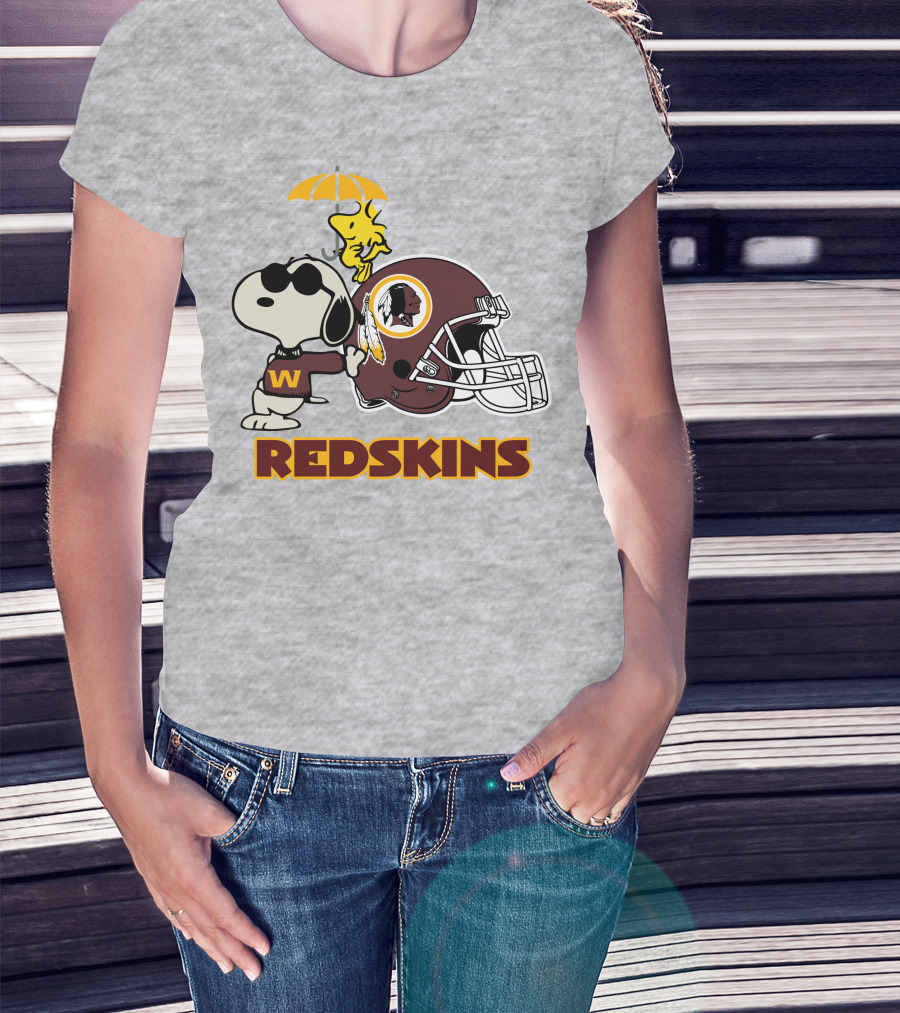 Snoopy Woodstock Redskins Helmet Washington Football Team T-Shirt