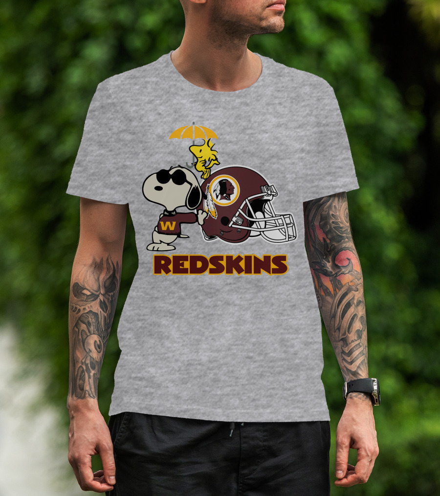 Snoopy Woodstock Redskins Helmet Washington Football Team T-Shirt