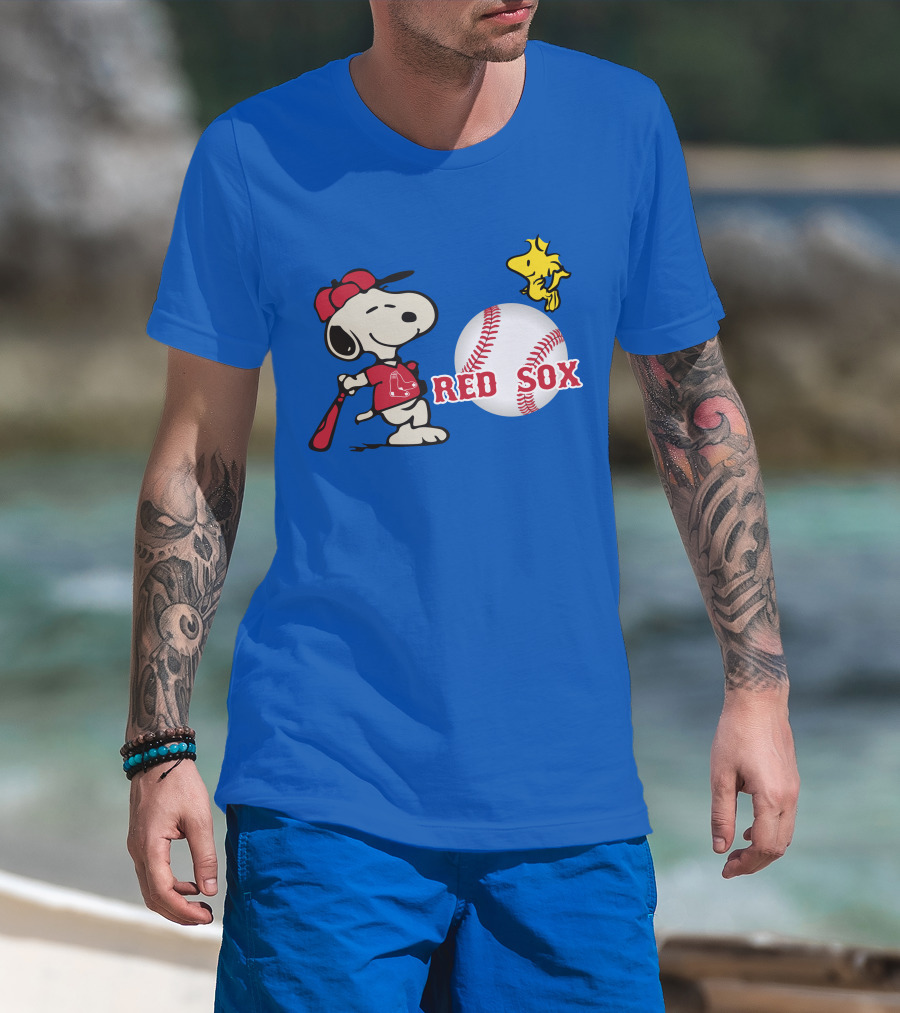 Snoopy Woodstock Boston Red Sox Baseball Peanuts T-Shirt