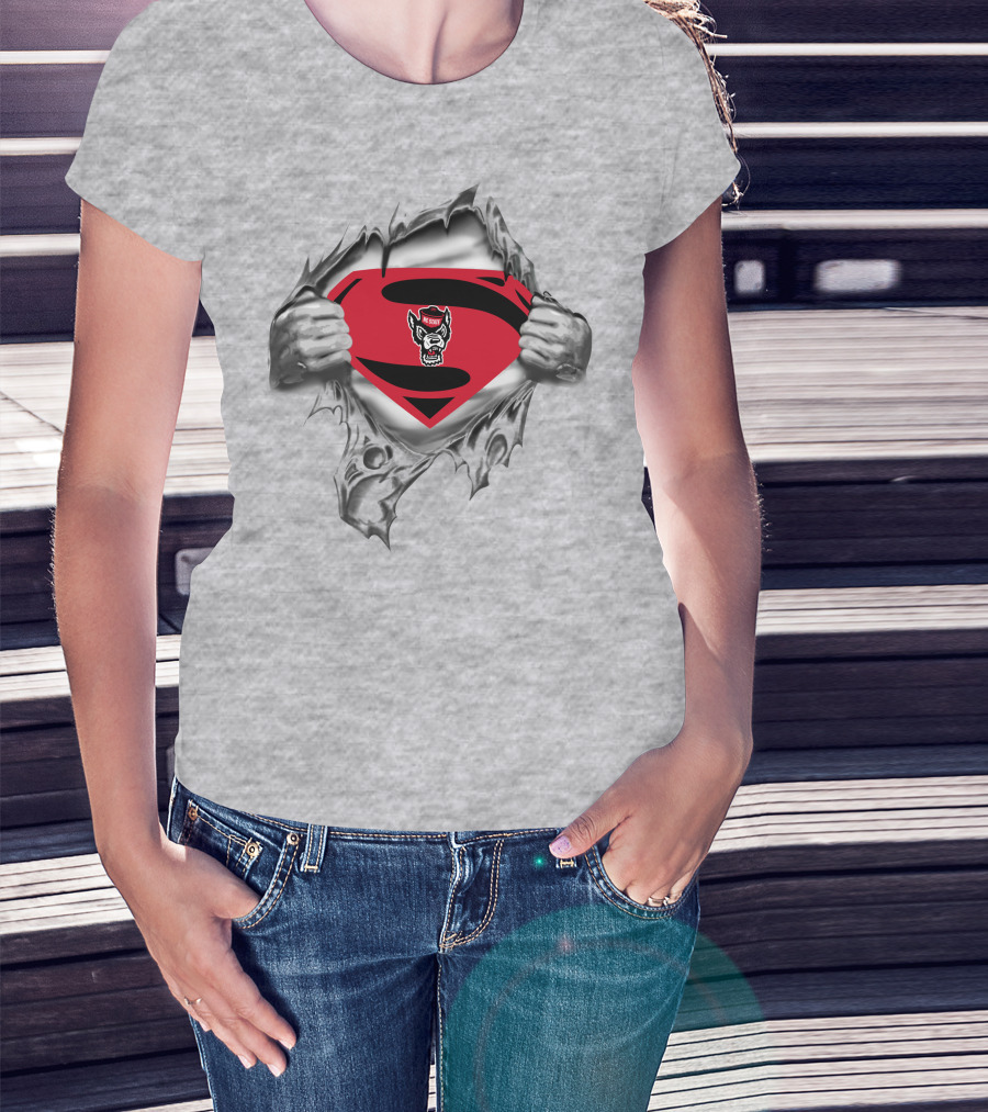 283 NC State Wolfpack Superman Logo Rip T-Shirt