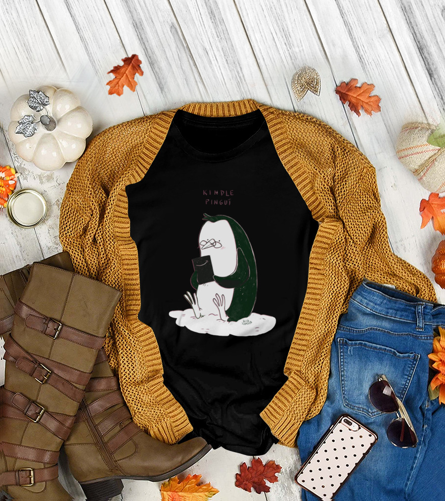Kindle Pingu Reading Penguin with Tablet T-Shirt