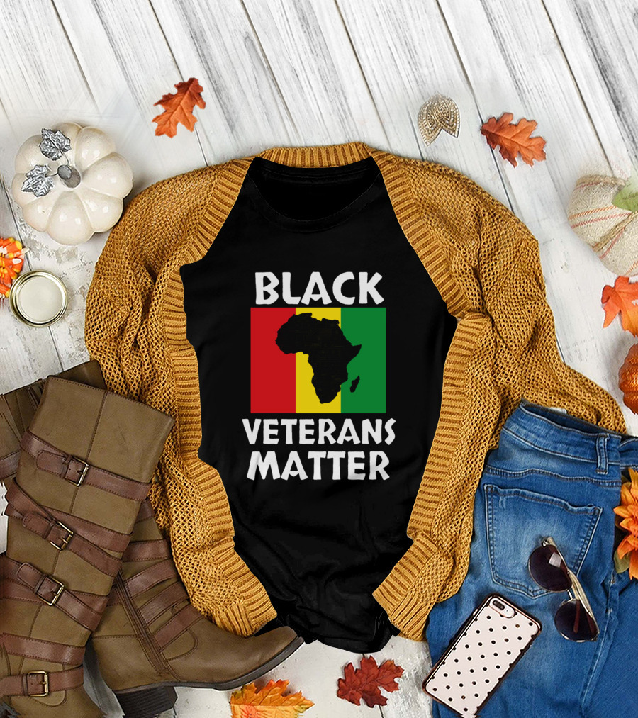 Black Veterans Matter Africa Red Yellow Green Flag Black History Month T-Shirt