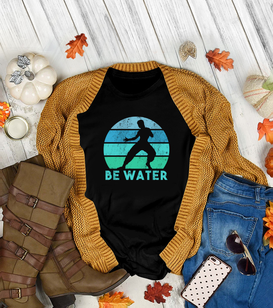 Be Water Martial Arts Silhouette Retro Circle T-Shirt