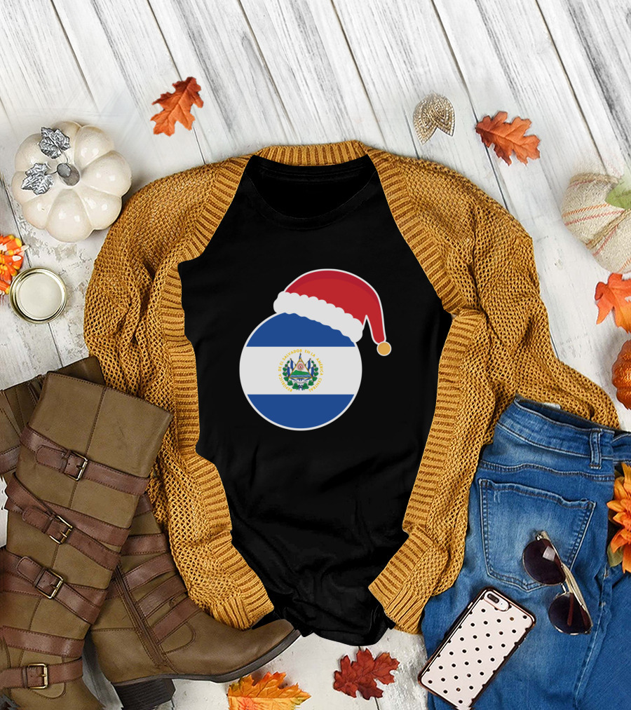Christmas Santa Claus Hat on El Salvador Flag T-Shirt