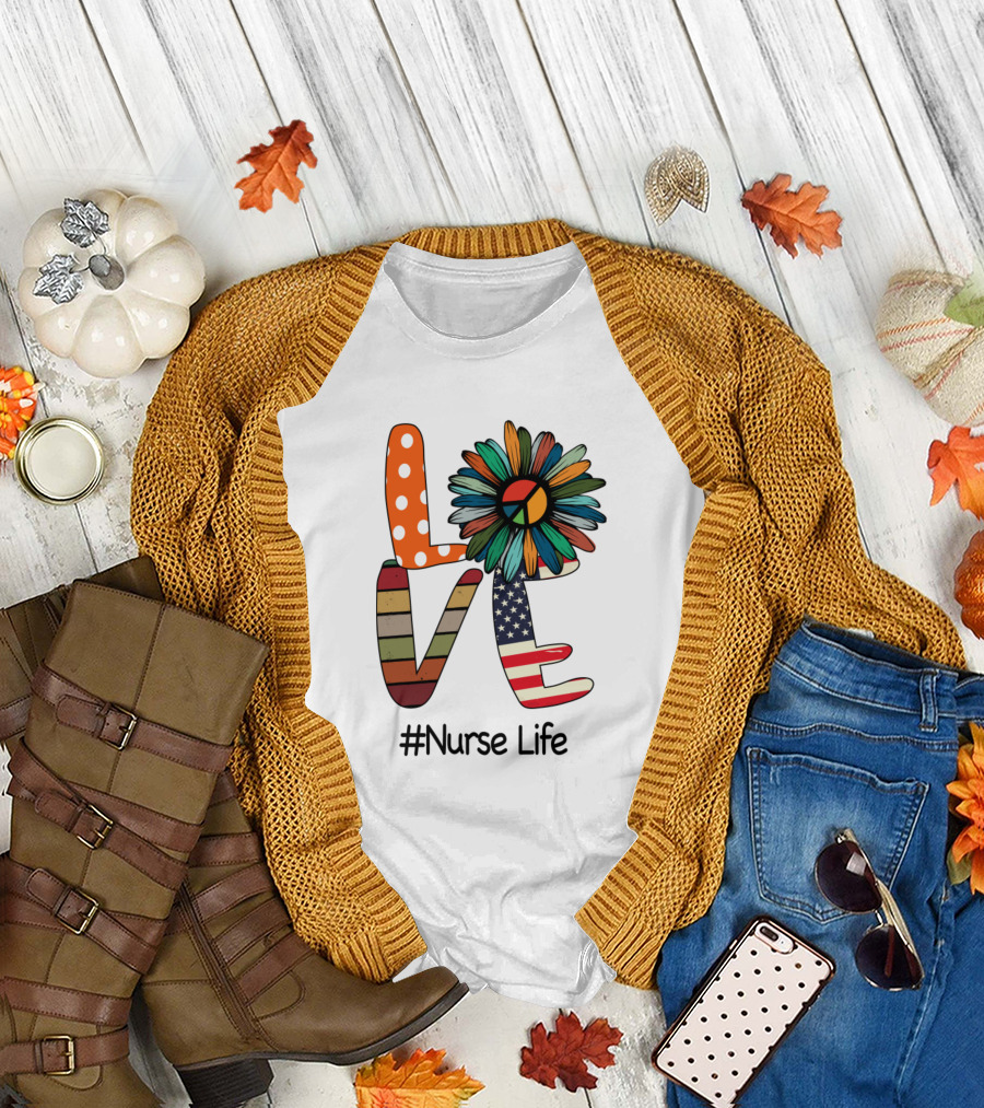 LOVE Peace Flower American Flag #NurseLife T-Shirt