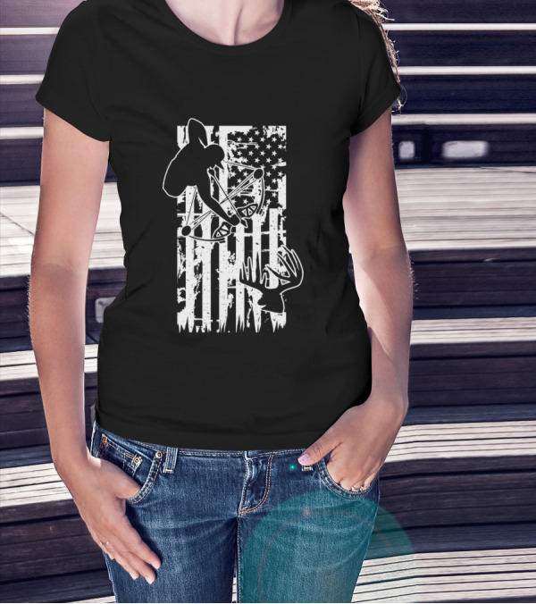 Archery Bow Hunting American Flag Outdoor Hobby Adventure T-Shirt