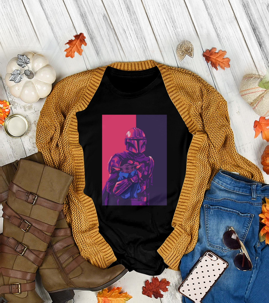 Mandolarian Holding Alien Baby in Retro Color Split T-Shirt