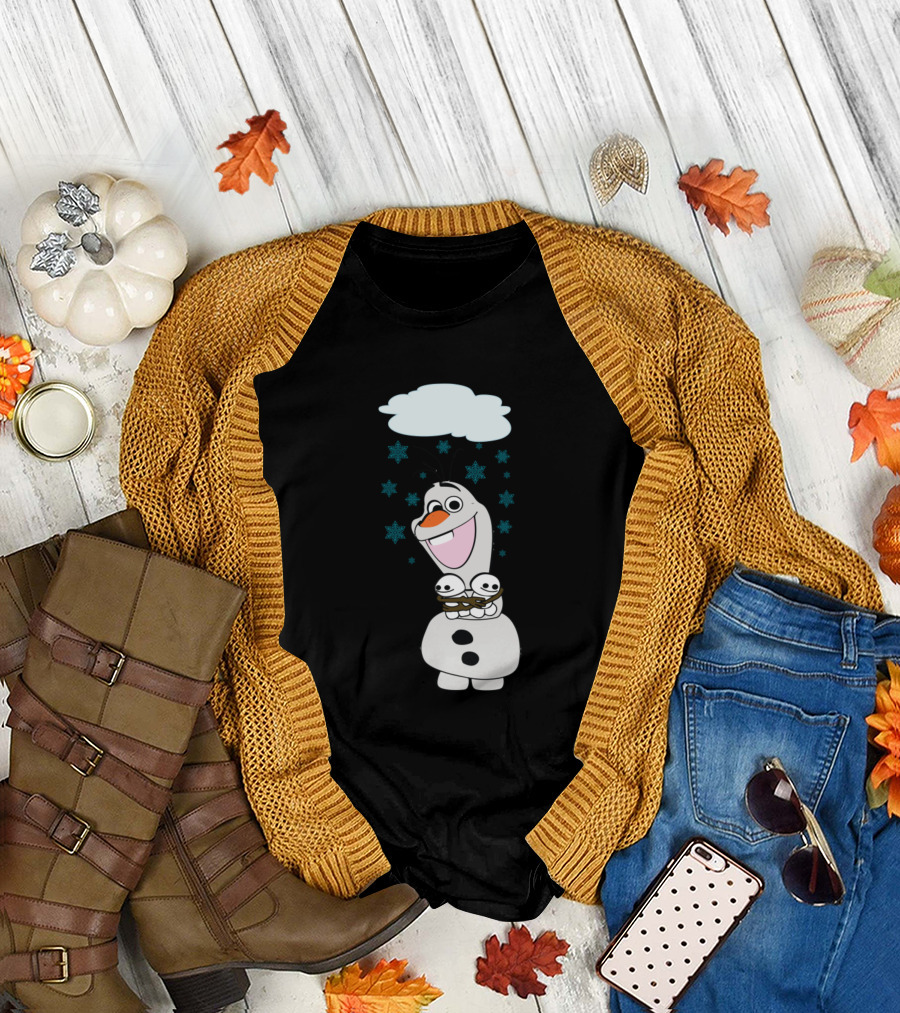 Olaf with Cloud and Snowflakes Holding Snowgies T-Shirt