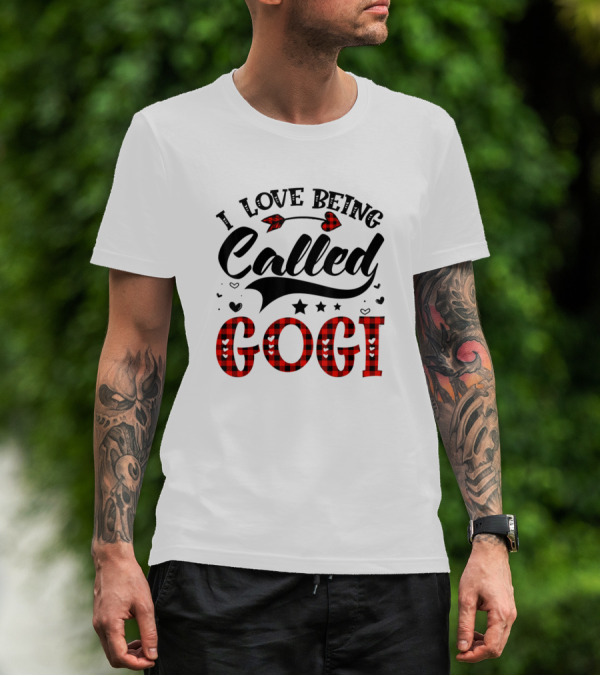I Love Being Called Gogi Red Plaid Hearts And Arrows T-Shirt