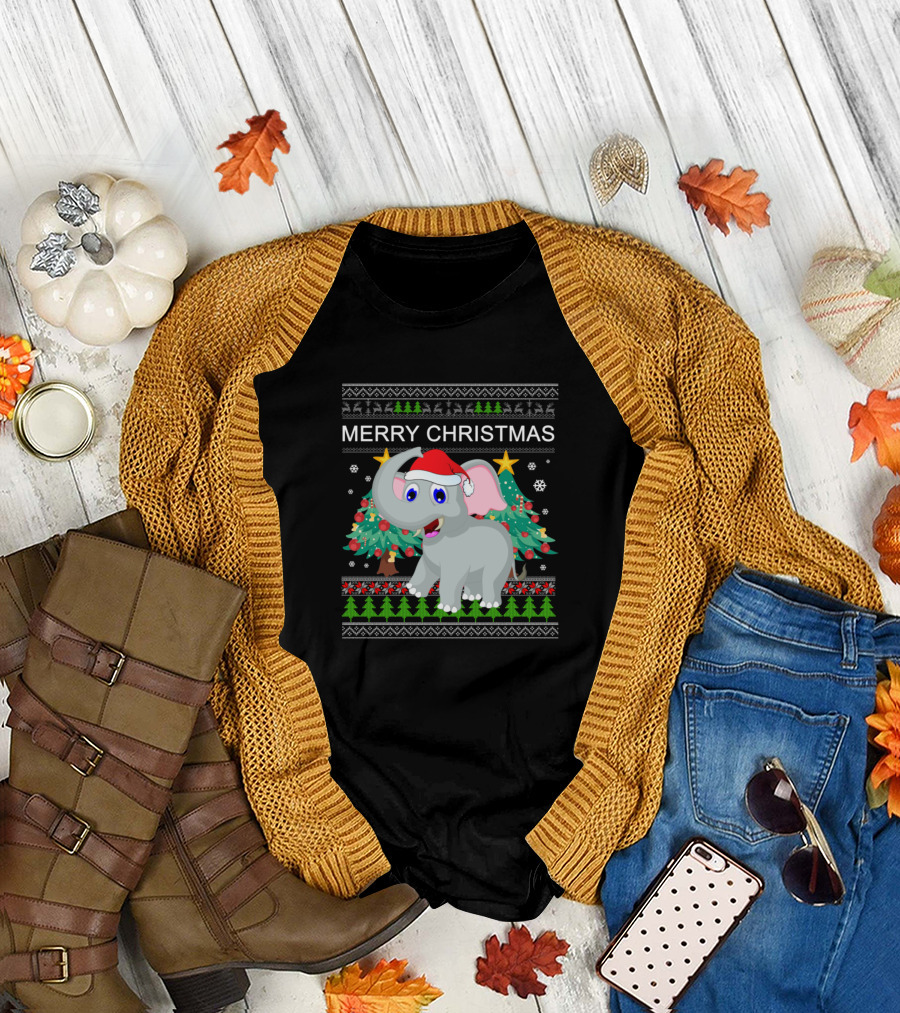 Merry Christmas Elephant Santa Hat Christmas Trees Snowflakes T-Shirt