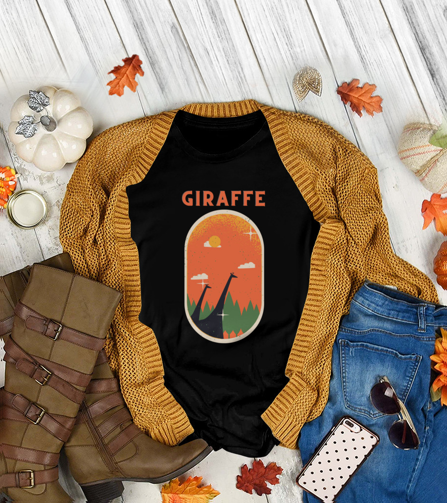 Giraffe Sunset Silhouette in Nature Scene T-Shirt