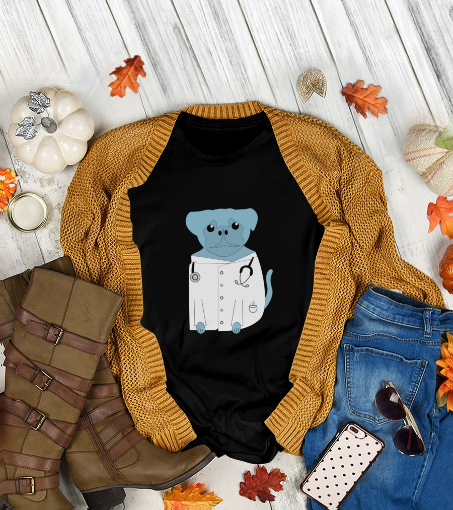 Trust Me I'm a Dogtor Pug in Medical Outfit with Stethoscope T-Shirt
