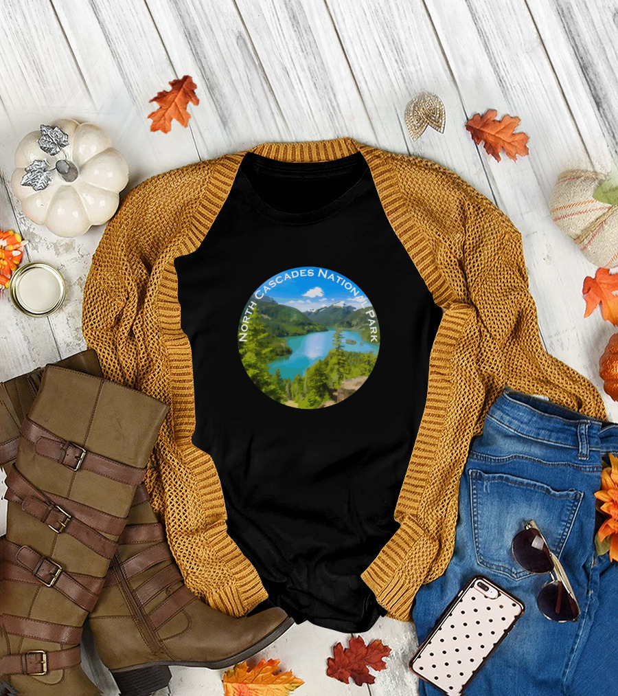 North Cascades National Park Scenic Mountain Lake T-Shirt