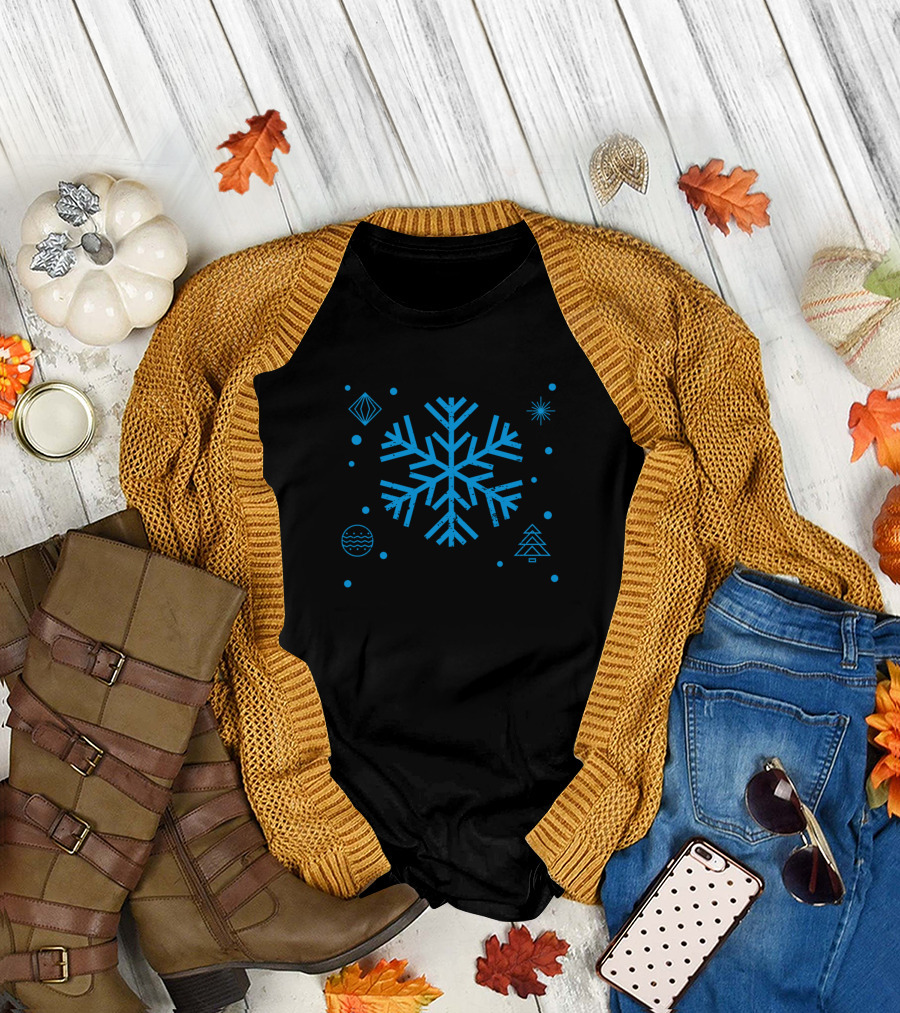 Big Snowflakes Cute Merry Christmas Snowflakes Ornaments Tree T-Shirt