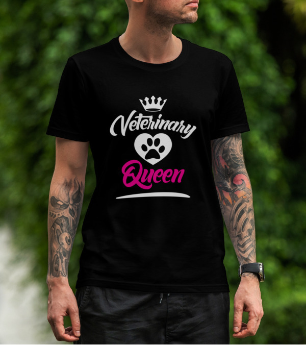 Veterinary Queen Funny Veterinary Graduate Paw Heart T-Shirt