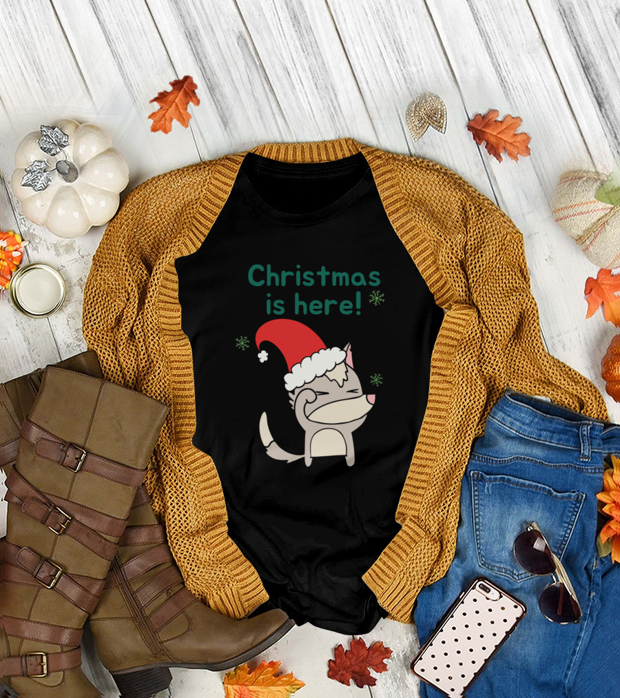 Fox Merry Christmas is Here Santa Hat Snowflakes T-Shirt