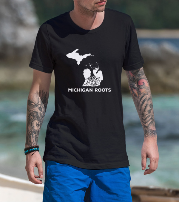 MICHIGAN ROOTS Tree Silhouette State Map T-Shirt