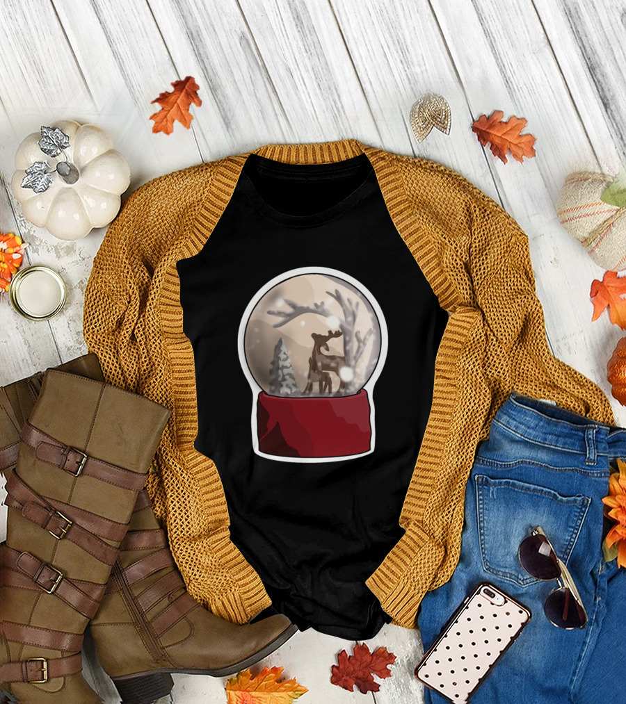 Cristal Snow Globe Reindeer Scene T-Shirt