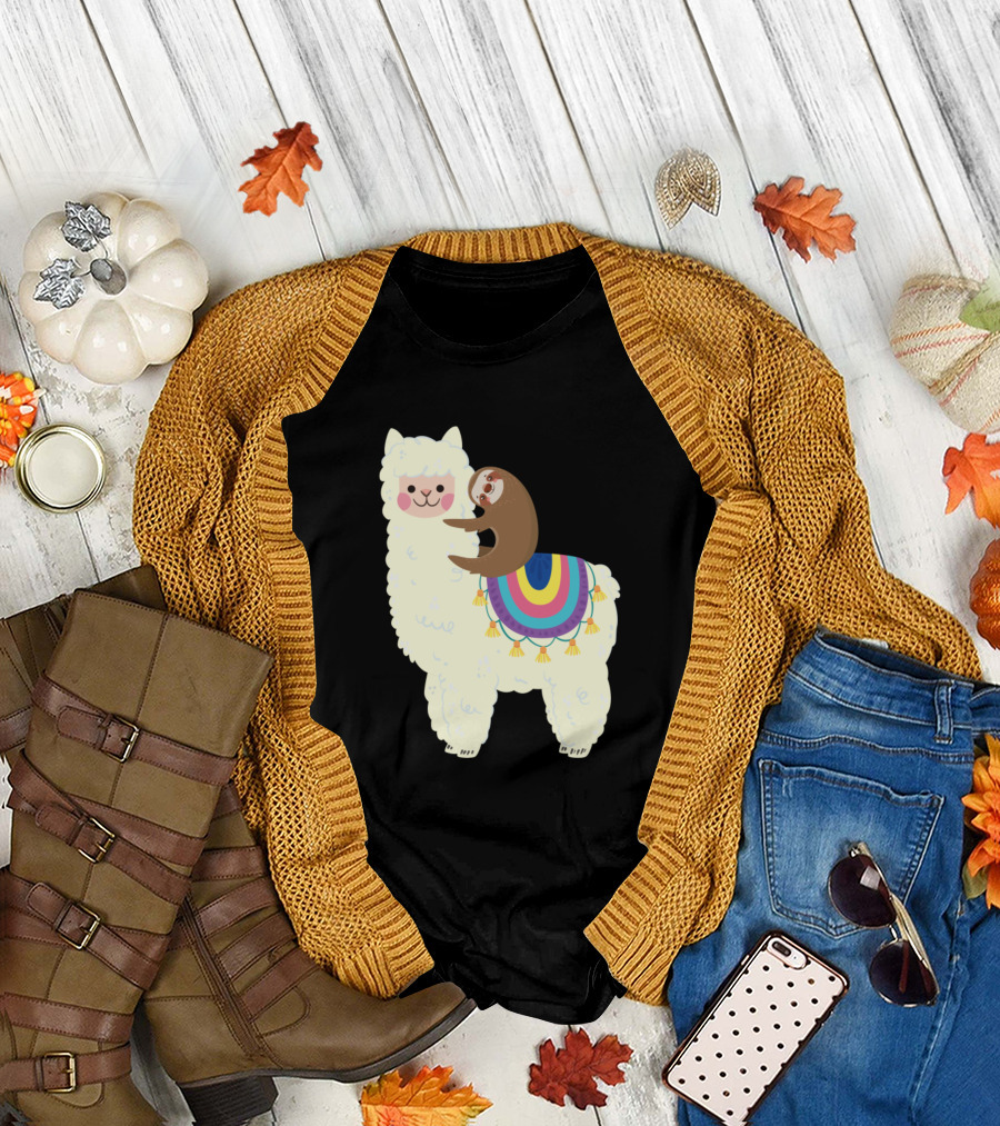 Cute Llama and Sloth Best Friends Colorful Blanket T-Shirt