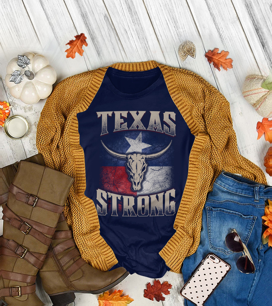 Texas Strong Longhorn Skull With Texas Flag T-Shirt