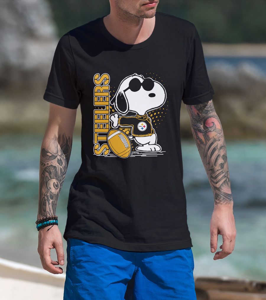 Steelers Snoopy Football Team T-Shirt