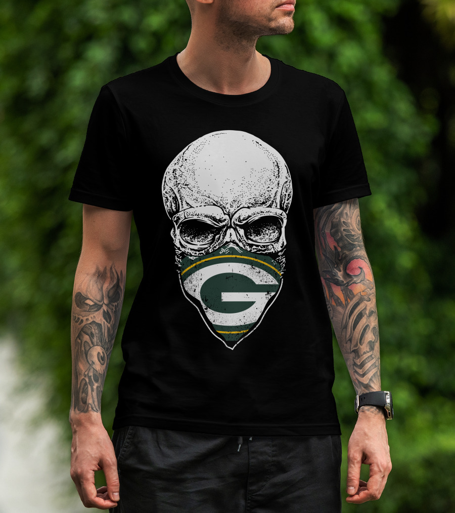 Green Bay Packers Skull Logo Face Mask T-Shirt