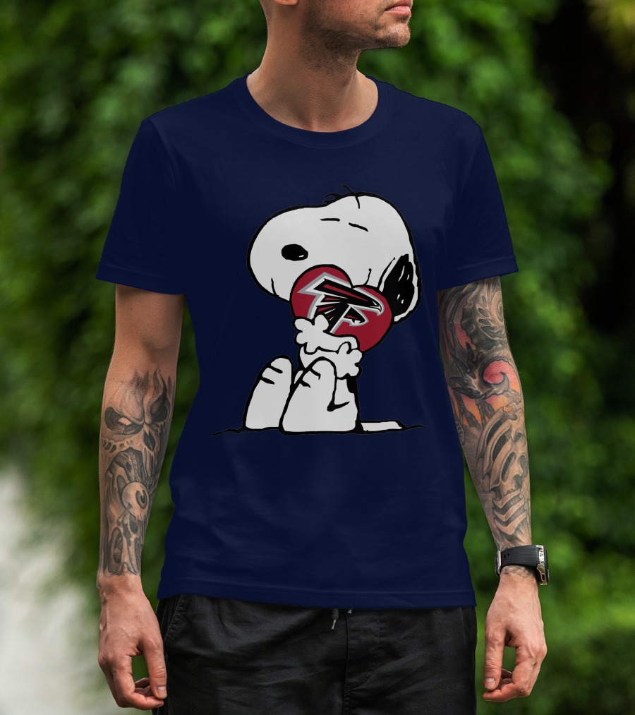 Snoopy Atlanta Falcons Logo Heart Hug T-Shirt