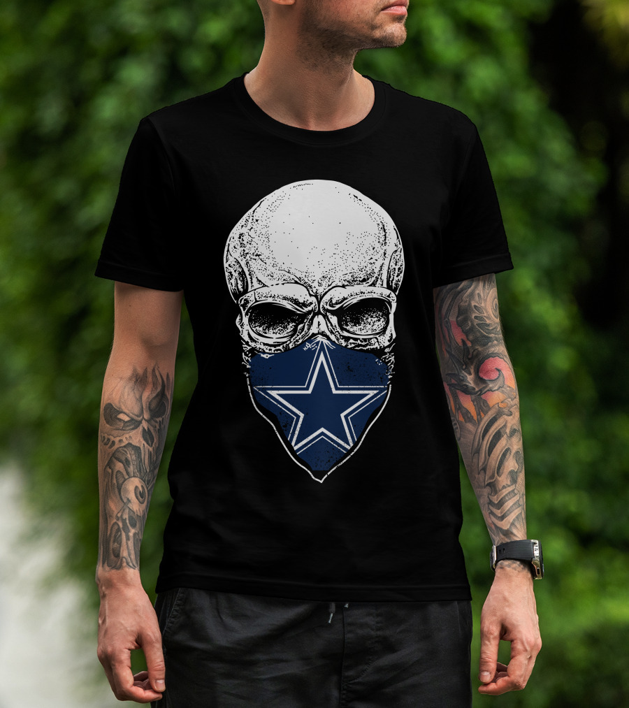Skull With Dallas Cowboys Star Bandana T-Shirt