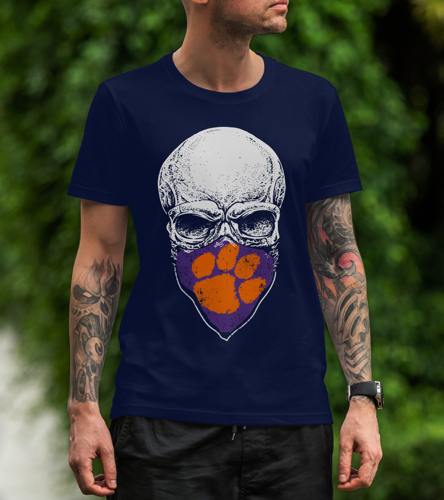 Clemson Tigers Skull With Paw Print Bandana T-Shirt