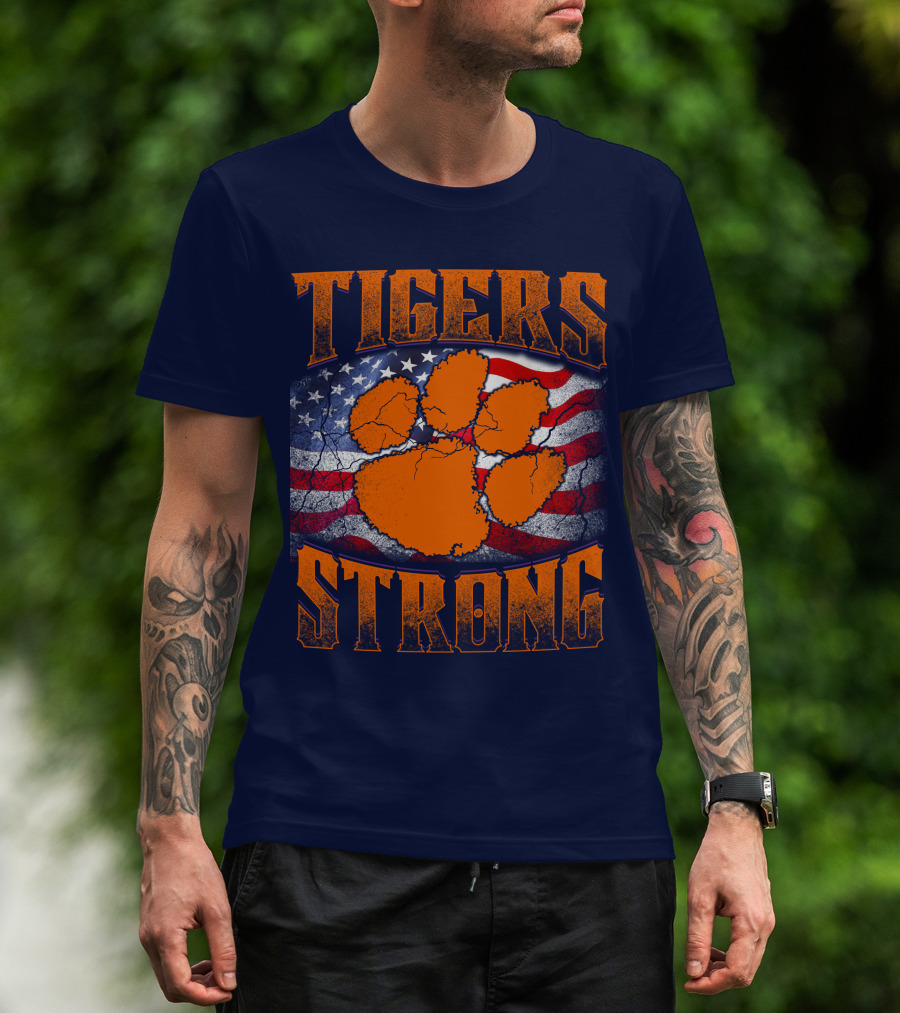 Clemson Tigers Strong American Flag Pawprint T-Shirt