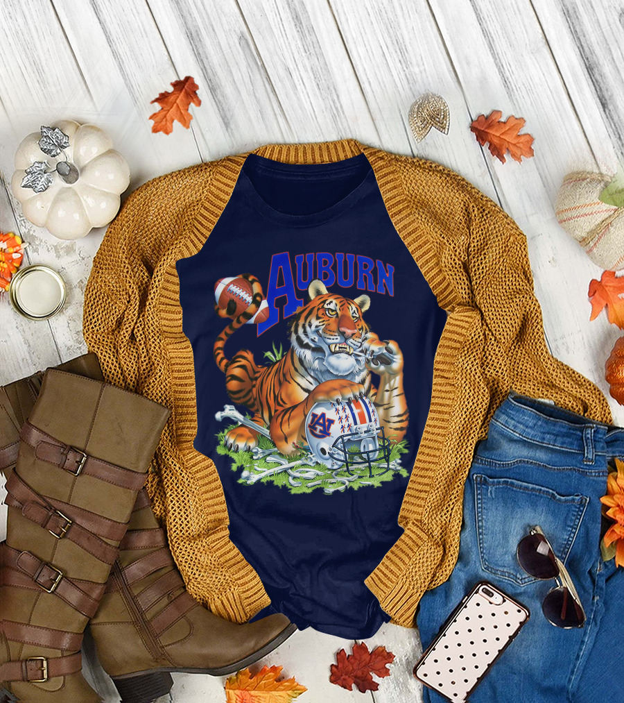Auburn Tigers Football Tiger Holding Helmet with Bones and Football T-Shirt