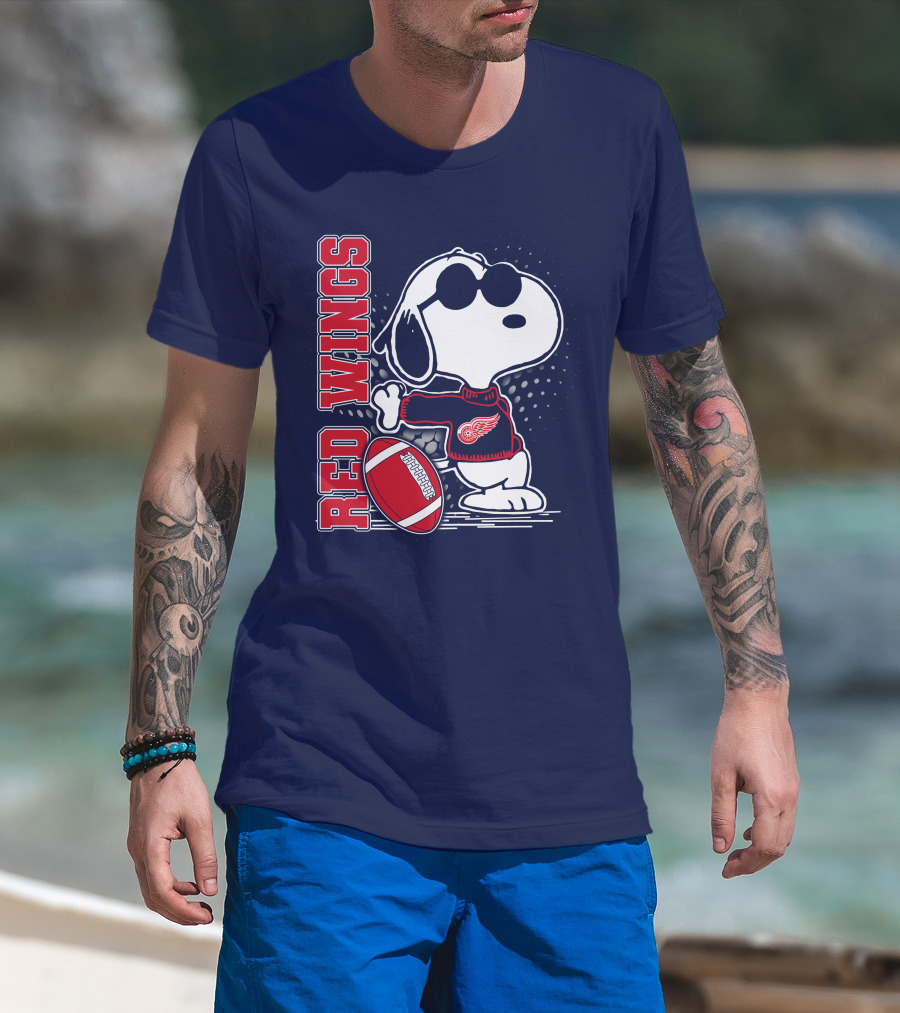 Red Wings Detroit Snoopy Football Peanuts T-Shirt