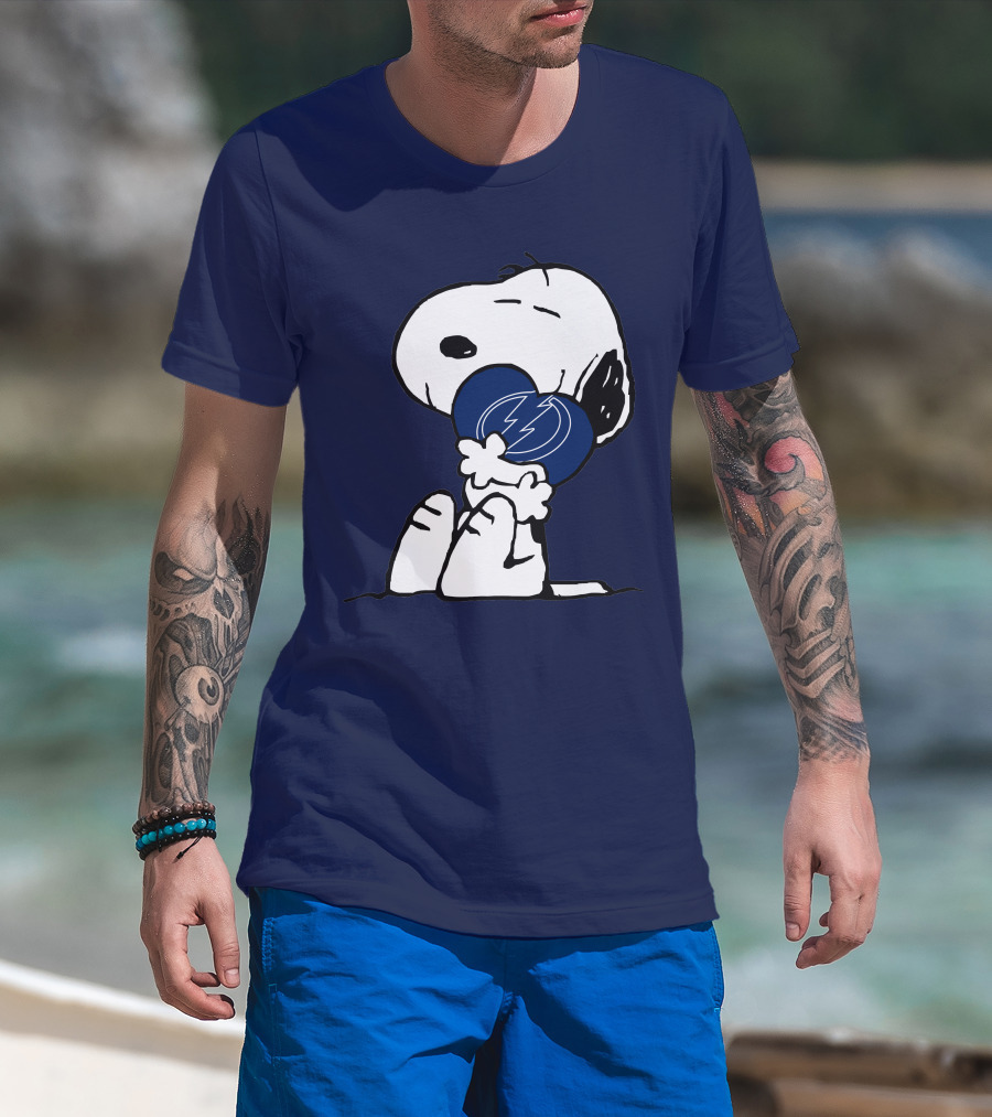 Tampa Bay Lightning Snoopy Hugging Heart T-Shirt
