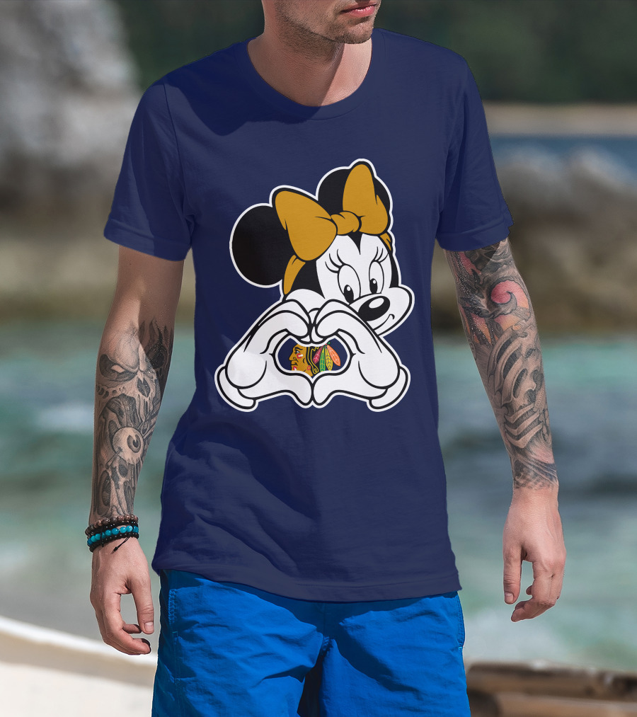 Minnie Mouse Heart Hands Chicago Blackhawks T-Shirt