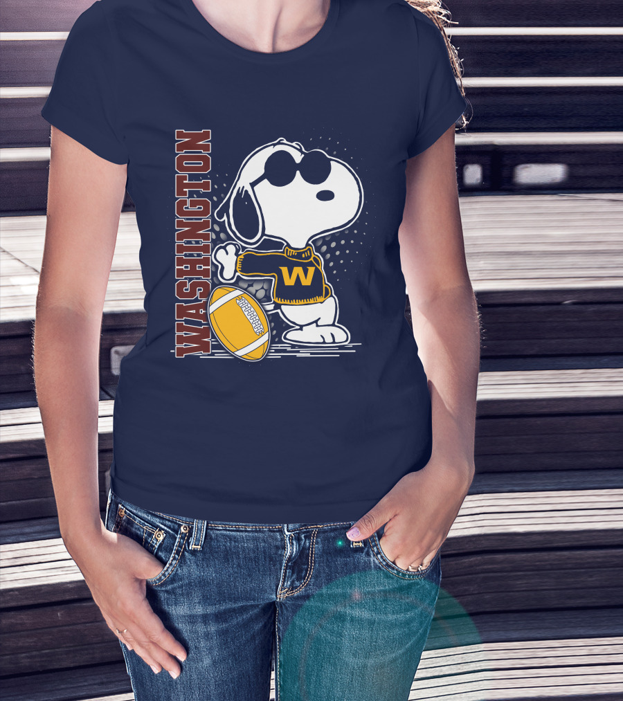 Snoopy Washington Football W Sweater Sunglasses T-Shirt