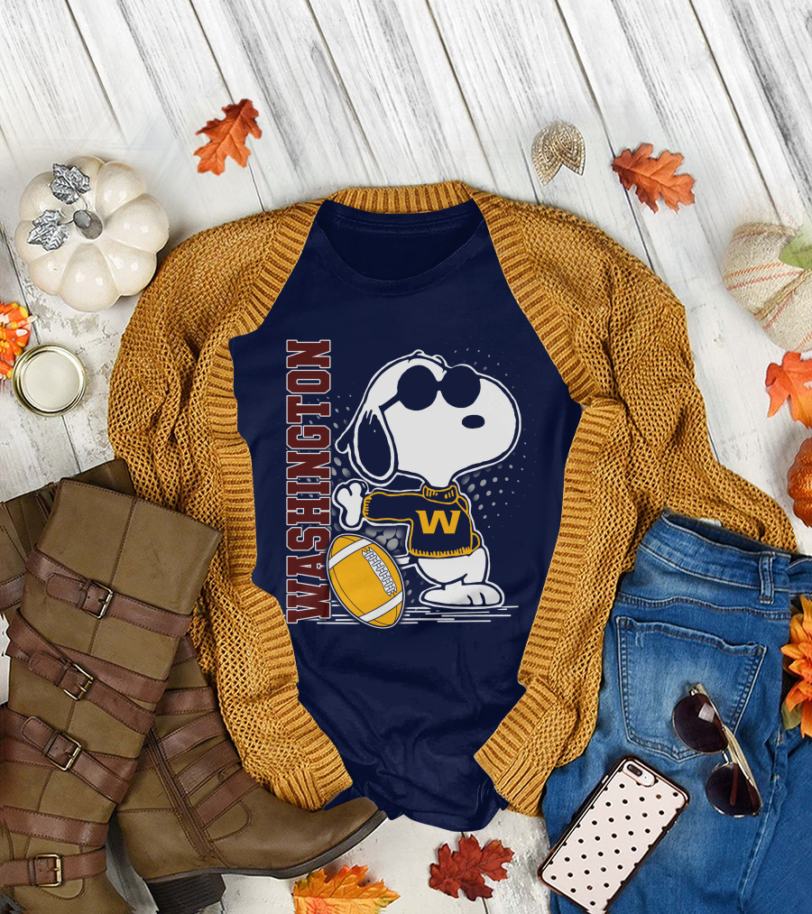 Snoopy Washington Football W Sweater Sunglasses T-Shirt