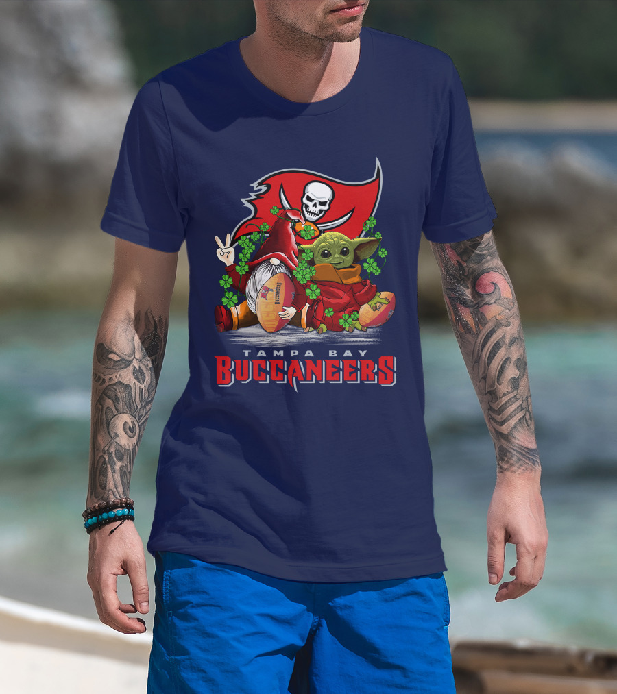 Tampa Bay Buccaneers Gnome And Baby Alien Football Peace T-Shirt