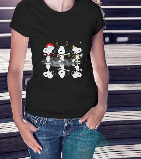 Snoopy Christmas Reflections Santa Reindeer Lights T-Shirt