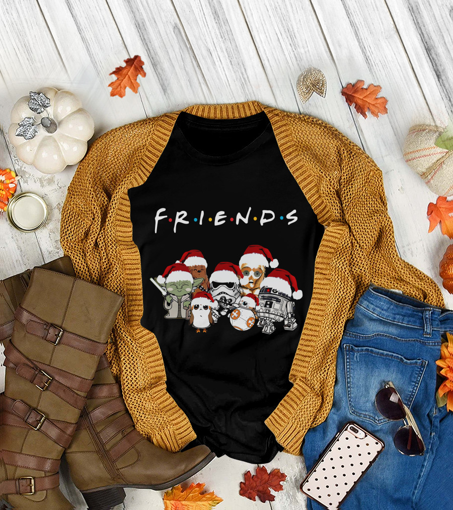 FRIENDS Starwars Characters Santa Hats T-Shirt