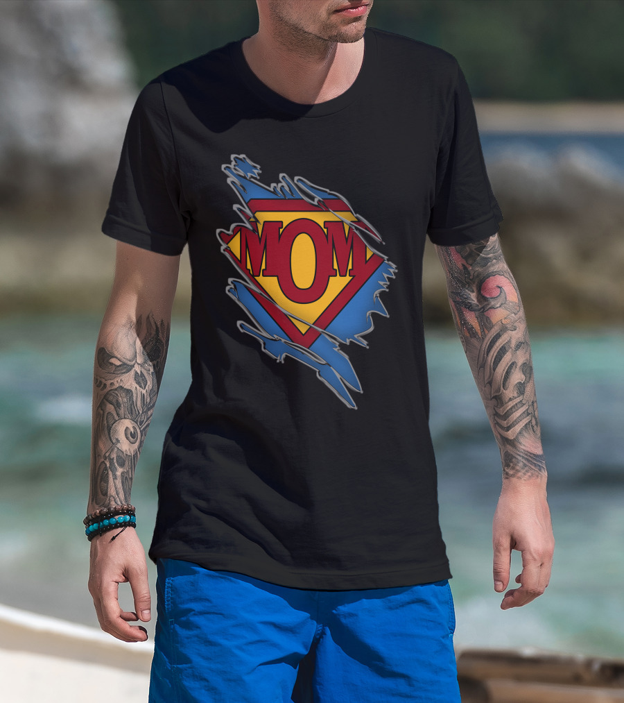 Super Mom Emblem With Superhero Style Crest T-Shirt