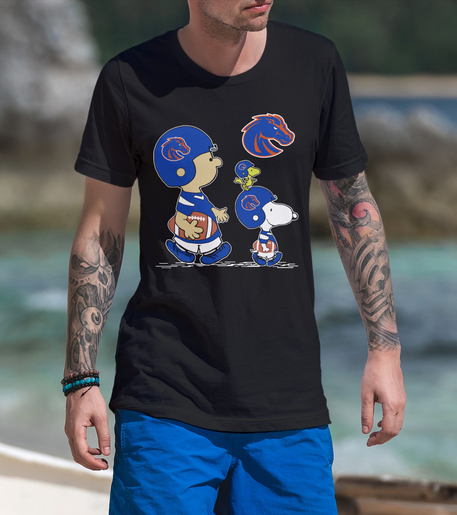 Boise State Broncos Charlie Brown And Snoopy Football Team Spirit T-Shirt
