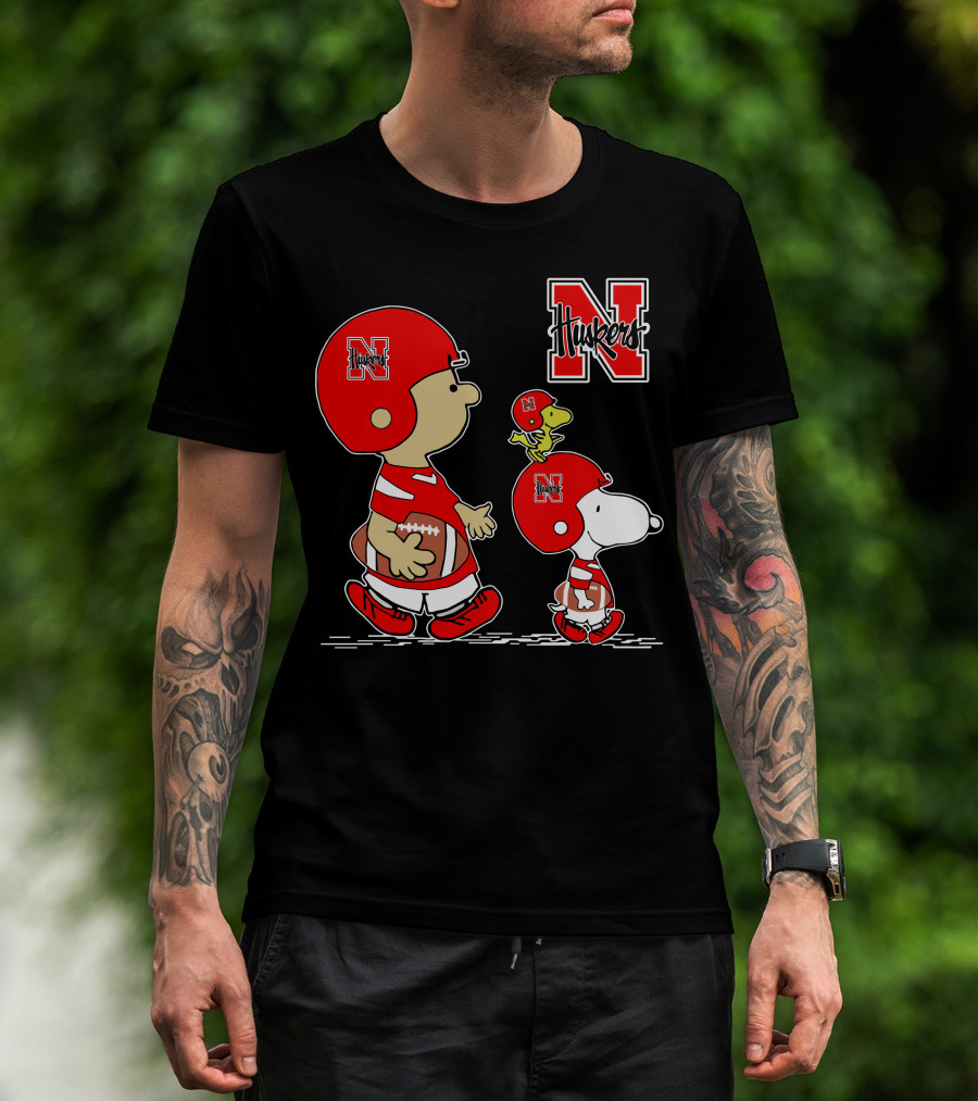 Nebraska Cornhuskers Huskers N Football Peanuts Characters T-Shirt