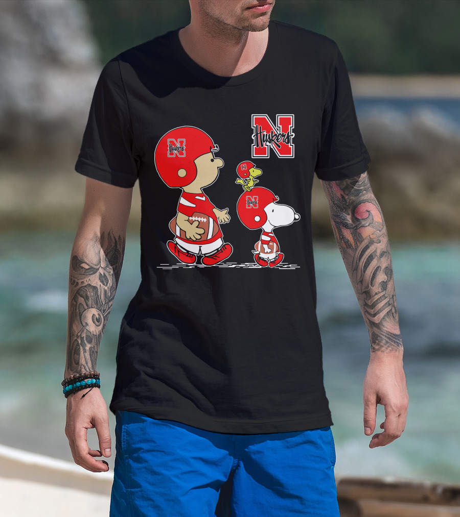 Nebraska Cornhuskers Huskers N Football Peanuts Characters T-Shirt