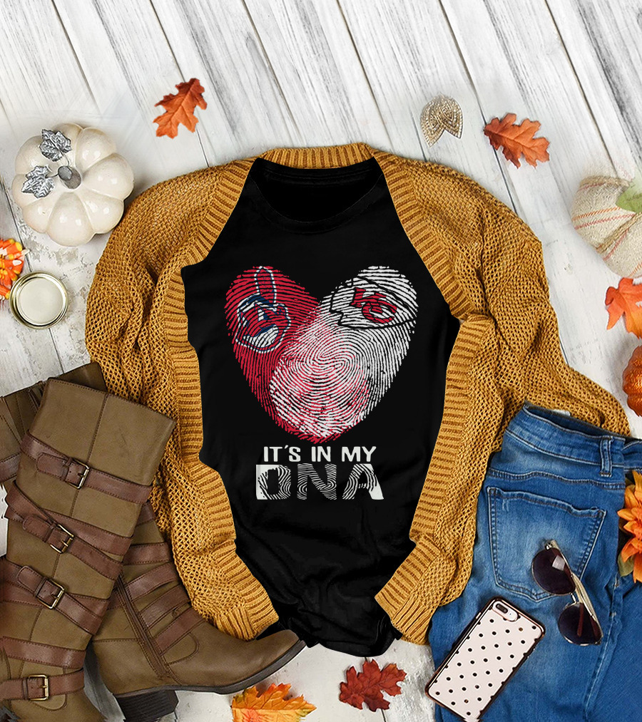 It's In My DNA Cleveland Indians Chiefs Fingerprint Heart T-Shirt