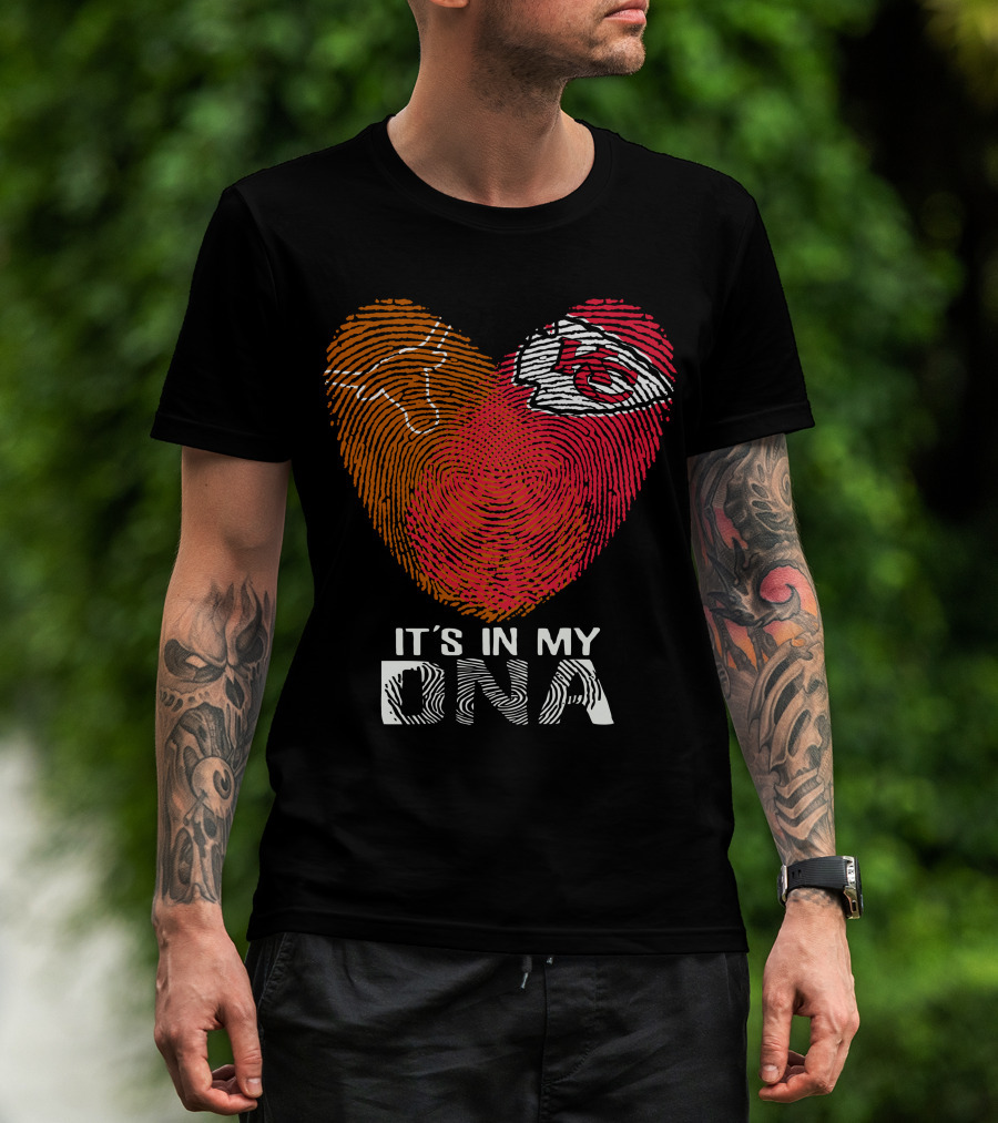 Texas Longhorns Kansas City Chiefs It's In My Dna Fingerprint Heart T-Shirt