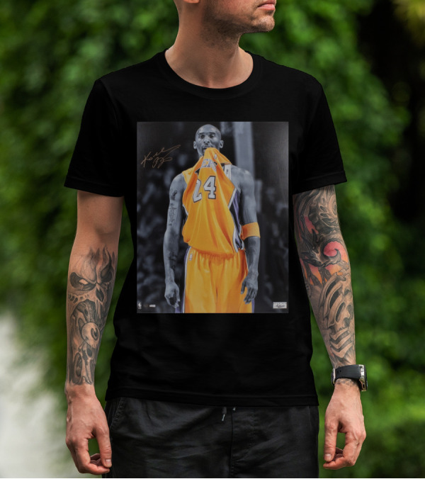 Kobe Bryant Mamba Mentality Lakers Basketball Icon 24 Signature T-Shirt