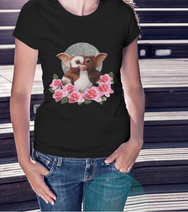Mogwai Gizmo Glitter Moon With Pink Roses T-Shirt