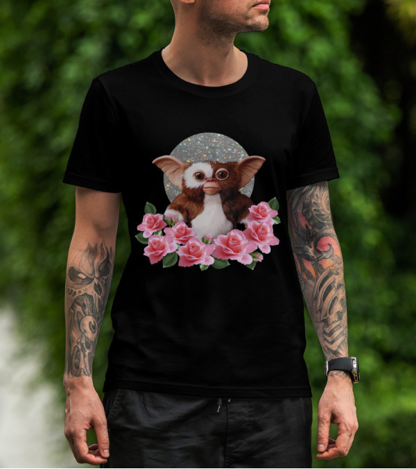 Mogwai Gizmo Glitter Moon With Pink Roses T-Shirt